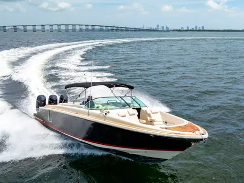 2023 Chris-Craft Launch 35 GT, photo 1 in Miami, FL