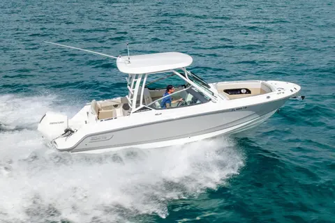 2023 Boston Whaler 240 Vantage, photo 1 in Fort Lauderdale, FL