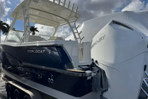 2026 World Cat 280 DC-X, photo 1 in Stuart, FL