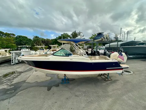 2025 Chris-Craft Calypso 28, photo 1 in Fort Lauderdale, FL