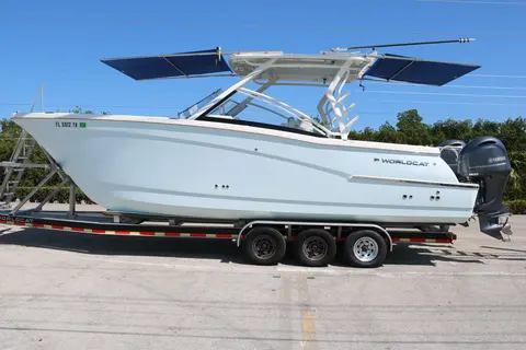 2023 World Cat 280 DC-X, photo 1 in Tavernier, FL