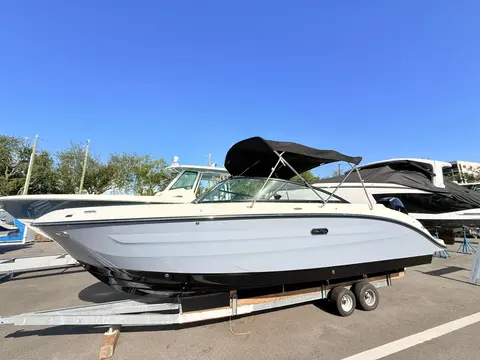 2026 Sea Ray SDX 250 Outboard, photo 1 in St Petersburg, FL