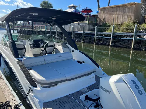 2023 Sea Ray SLX 260 Outboard, photo 1 in Fort Walton Beach, FL