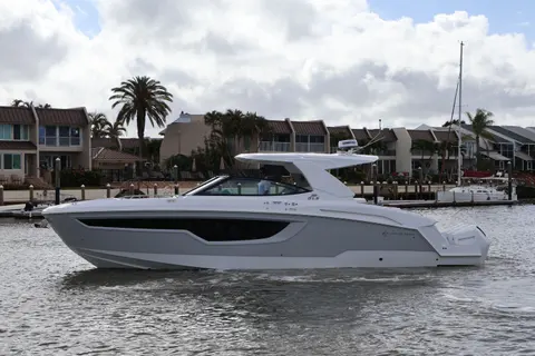 2026 Cruisers Yachts 38 GLS OB, photo 1 in Naples, FL