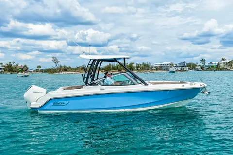 2026 Boston Whaler 240 Vantage, photo 1 in Venice, FL