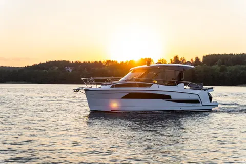 2026 Nautic 880, photo 1 in North Miami Beach, FL