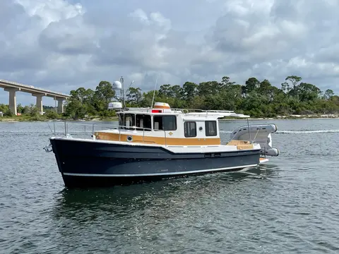 2027 Ranger Tugs R-31 S, photo 1 in Pensacola, FL