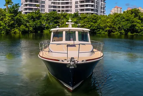 2019 Sabre 42 Salon Express, photo 1 in Miami, FL