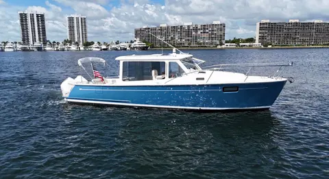 2023 MJM 35 DOWNEAST, photo 1 in West Palm Beach, FL