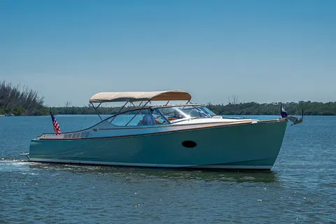 2017 Hinckley Talaria 34R, photo 1 in Stuart, FL