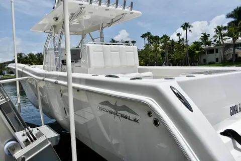 2013 Invincible 42 Open Fisherman, photo 1 in Miami, FL