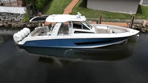 2020 Boston Whaler 420 Outrage, photo 1 in Coral Gables, FL
