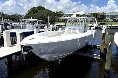 2021 Contender 44 ST, photo 1 in Palm City, FL