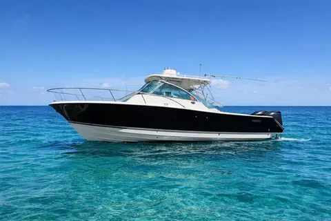 2009 Pursuit 345 Drummond Sportfish, photo 1 in Stuart, FL