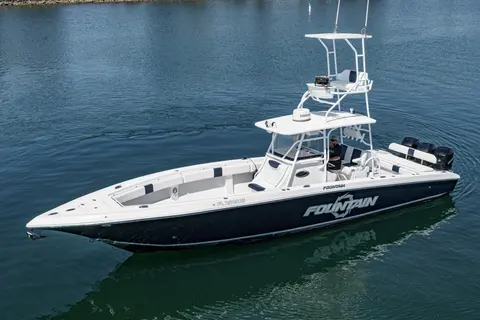 2018 Fountain 38 Center Console, photo 1 in Fort Lauderdale, FL