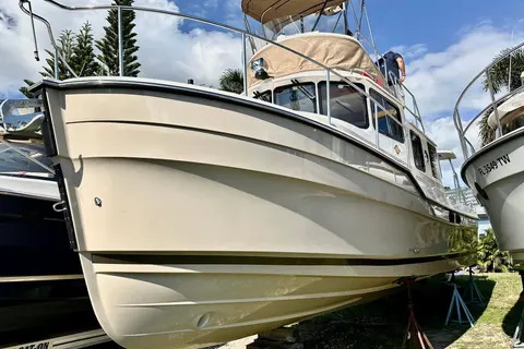 2027 Ranger Tugs R-31 CB, photo 1 in Jensen Beach, FL