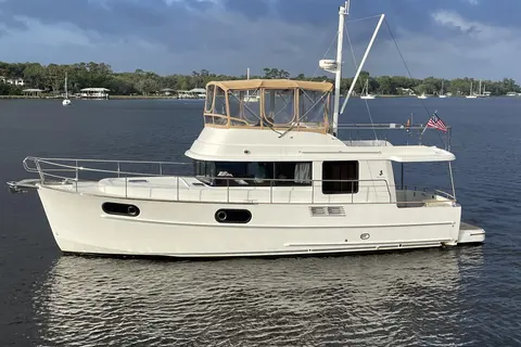 2013 Beneteau Swift Trawler 44, photo 1 in Jacksonville, FL