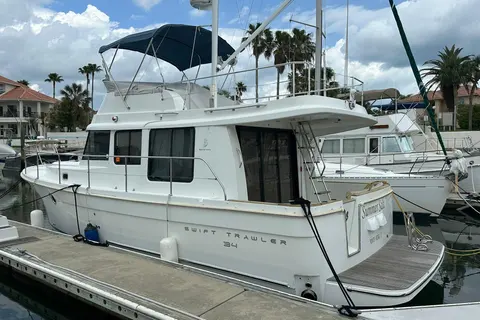 2011 Beneteau Swift Trawler 34 Fly, photo 1 in St Augustine, FL