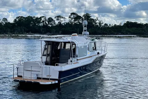 2027 Ranger Tugs R-29 S, photo 1 in Pensacola, FL