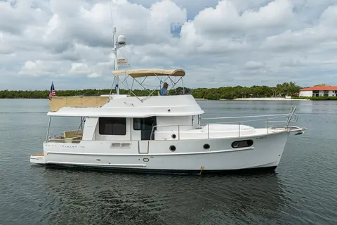 2014 Beneteau Swift Trawler 44, photo 1 in Stuart, FL
