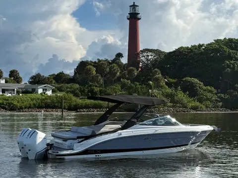 2024 Sea Ray SLX 280 Outboard, photo 1 in Jupiter, FL