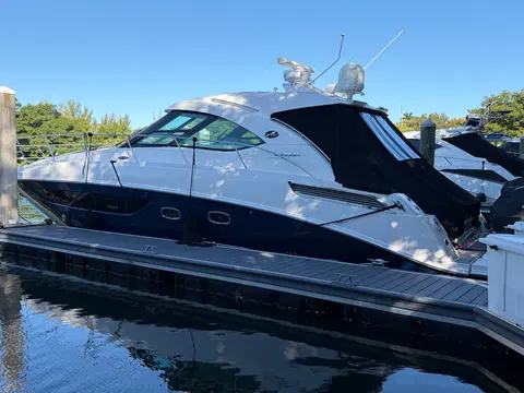 2014 Sea Ray 470 Sundancer, photo 1 in Miami, FL