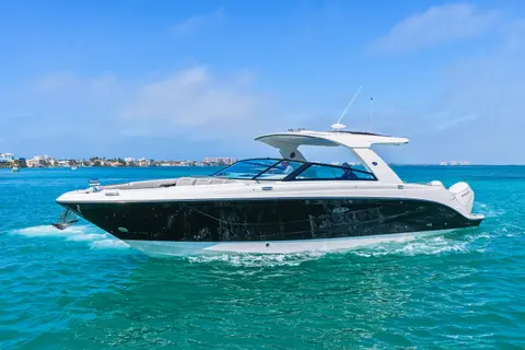 2026 Sea Ray SLX 400 Outboard, photo 1 in Sarasota, FL