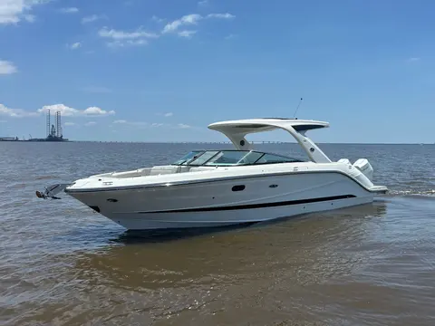 2026 Sea Ray SLX 310 Outboard, photo 1 in Pensacola, FL