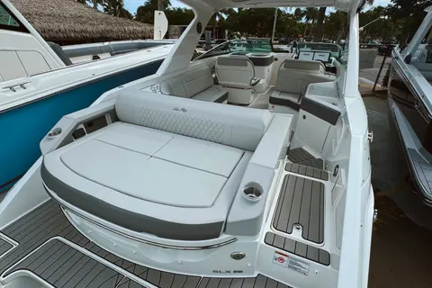 2026 Sea Ray SLX 310 Outboard, photo 1 in Jupiter, FL