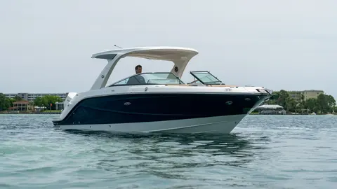2026 Sea Ray SLX 310 Outboard, photo 1 in Fort Walton Beach, FL