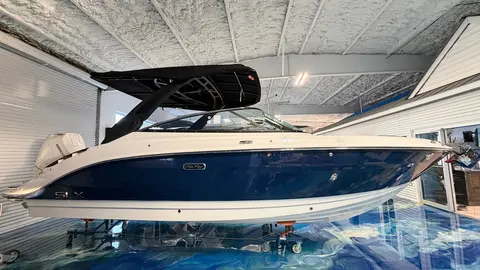 2026 Sea Ray SLX 260 Outboard, photo 1 in Venice, FL