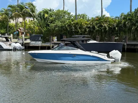 2026 Sea Ray SLX 280 Outboard, photo 1 in Miami, FL