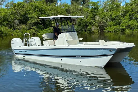 2027 World Cat 235 HB, photo 1 in Sarasota, FL