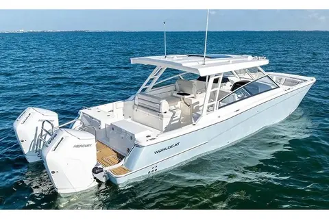 2027 World Cat 400 DC-X Island, photo 1 in Tavernier, FL
