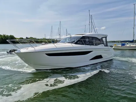 2023 Bavaria R40 Coupe, photo 1 in Palmetto, FL