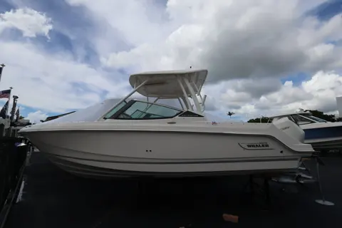 2026 Boston Whaler 240 Vantage, photo 1 in Naples, FL