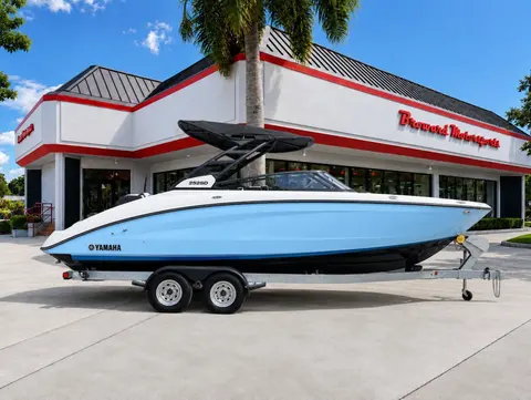 2026 Yamaha Boats 252SD, photo 1 in West Palm Beach, FL