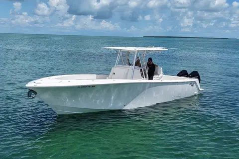 2021 SeaVee 322Z, photo 1 in Islamorada, FL