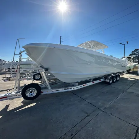 2026 Twin Vee 340 GFX CC, photo 1 in Stuart, FL