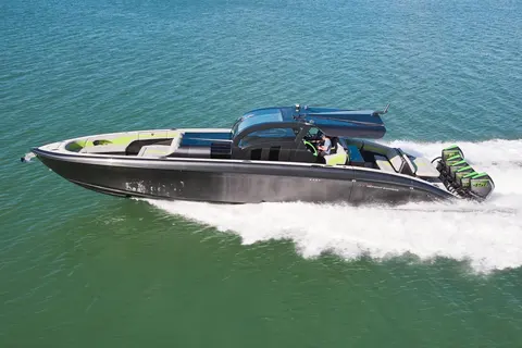 2023 Midnight Express 52 Vitesse, photo 1 in Miami Beach, FL