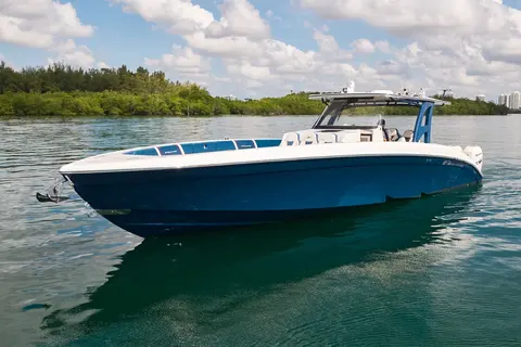 2018 Midnight Express 43 Open, photo 1 in Miami Beach, FL