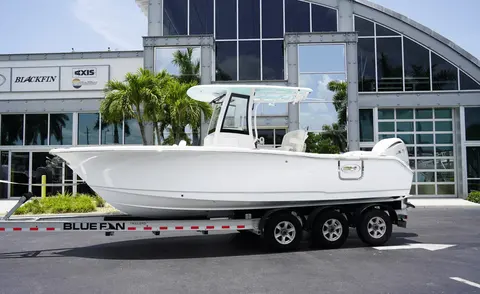 2027 Sea Hunt Ultra 255SE, photo 1 in Bonita Springs, FL