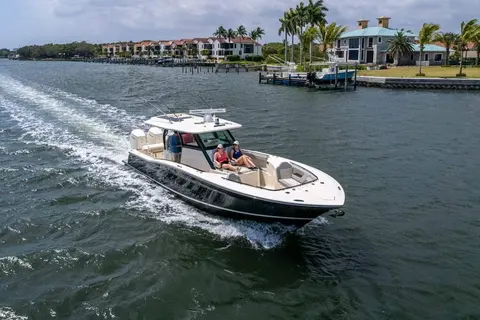 2027 Scout 377 LXF, photo 1 in Ft Lauderdale, FL