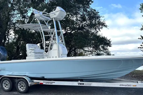 2026 Pathfinder 2500 Hybrid, photo 1 in Destin, FL