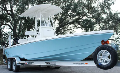 2027 Pathfinder 2300 HPS, photo 1 in Freeport, FL