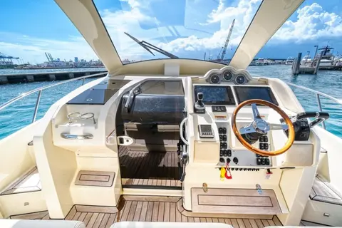 2018 Chris-Craft Launch 38, photo 1 in Fort Lauderdale, FL