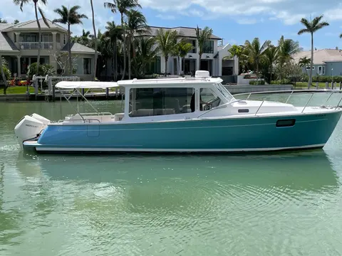 2023 MJM 35z, photo 1 in Naples, FL