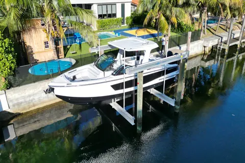 2023 Aviara AV32 OB, photo 1 in Miami, FL
