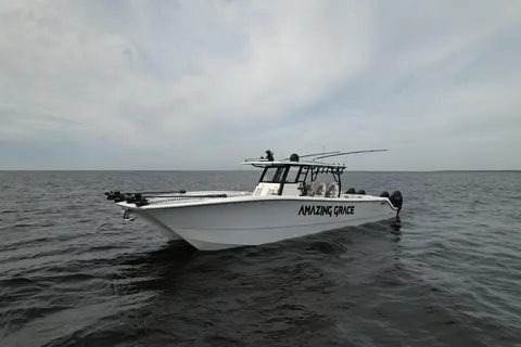 2022 Invincible 46 Catamaran, photo 1 in Tampa, FL
