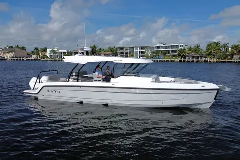 2026 Cruisers Yachts 38 VTR, photo 1 in Pompano Beach, FL